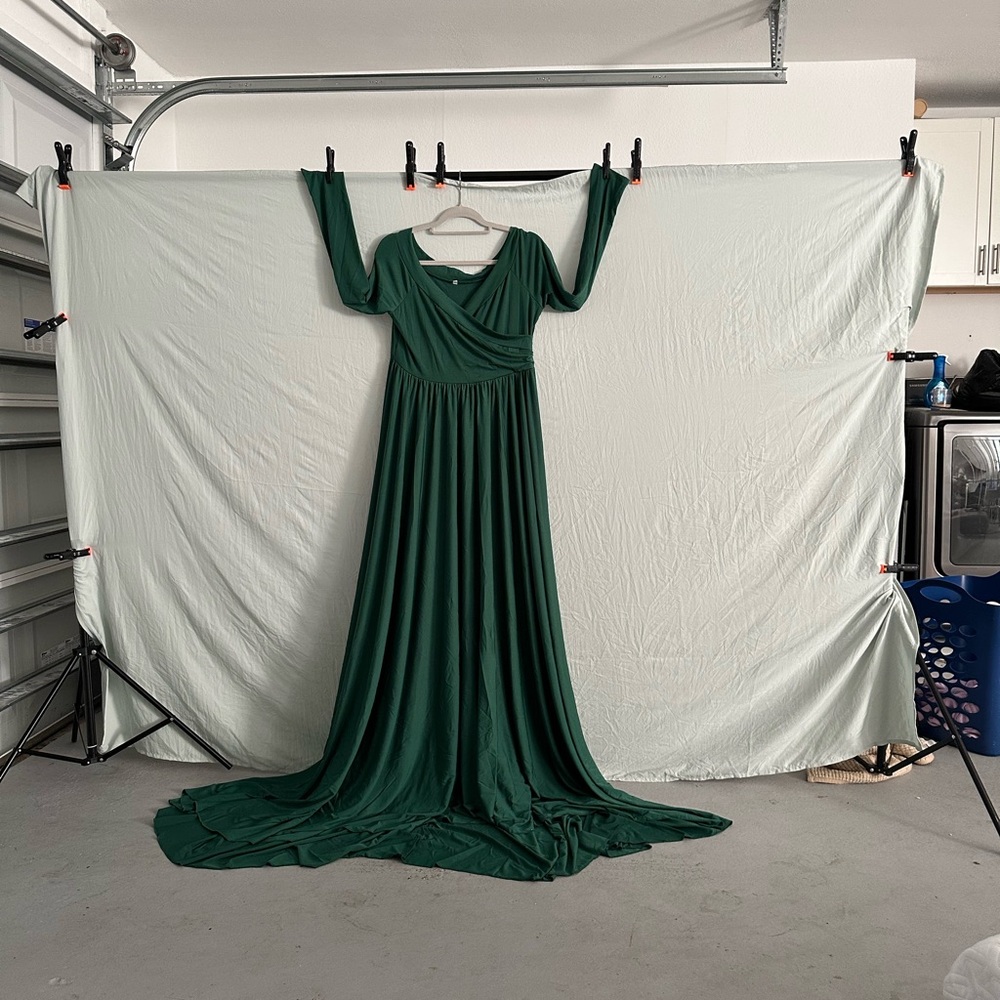 Elegant Green Evening Gown